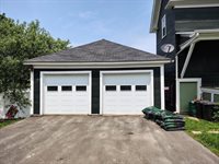 47 High Street, Houlton, ME 04730