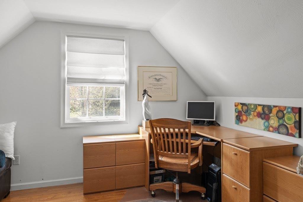 33 Wildwood Dr, Southborough, MA 01772