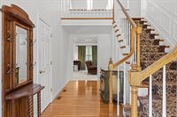 33 Wildwood Dr, Southborough, MA 01772