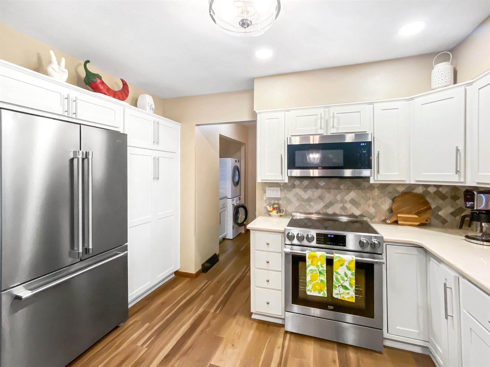 3309 Parkdale Drive, Marinette, WI 54143
