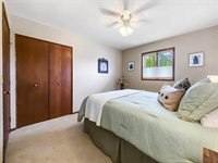 3309 Parkdale Drive, Marinette, WI 54143
