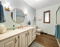 3309 Parkdale Drive, Marinette, WI 54143