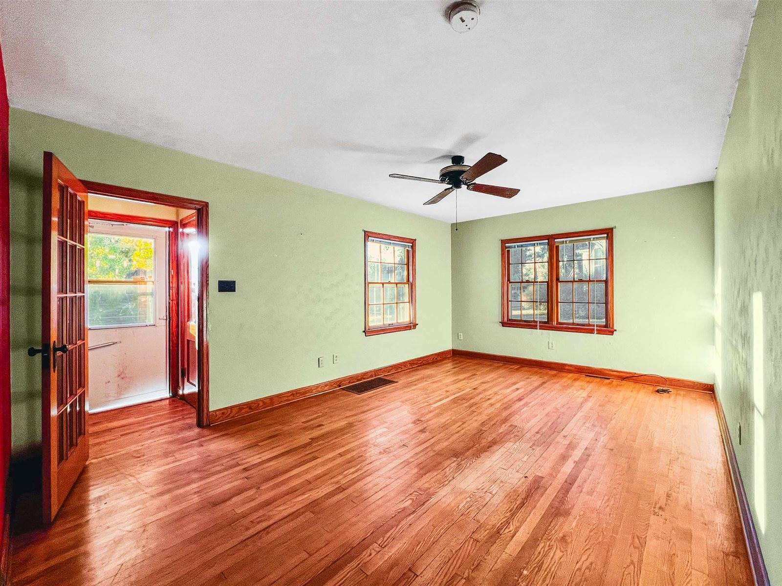 112 North Raymond Street, Marinette, WI 54143