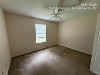 1042 Cobblestone Dr, Pensacola, FL 32514