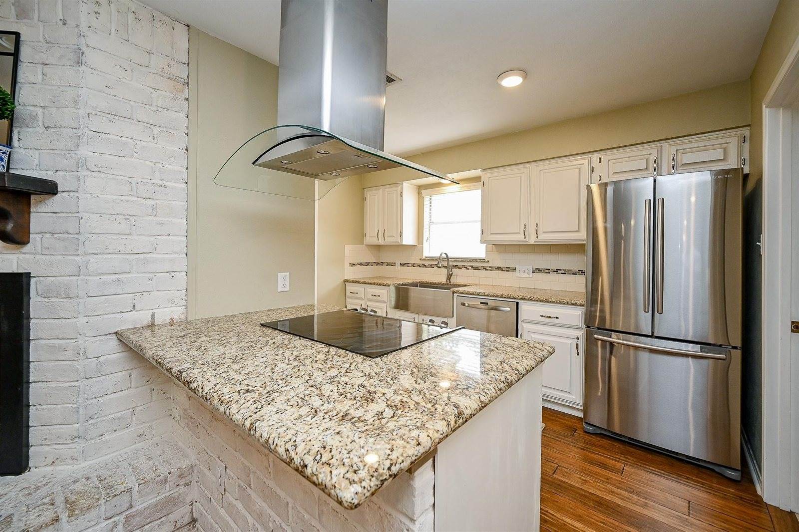 2730 Manila Lane, Houston, TX 77043