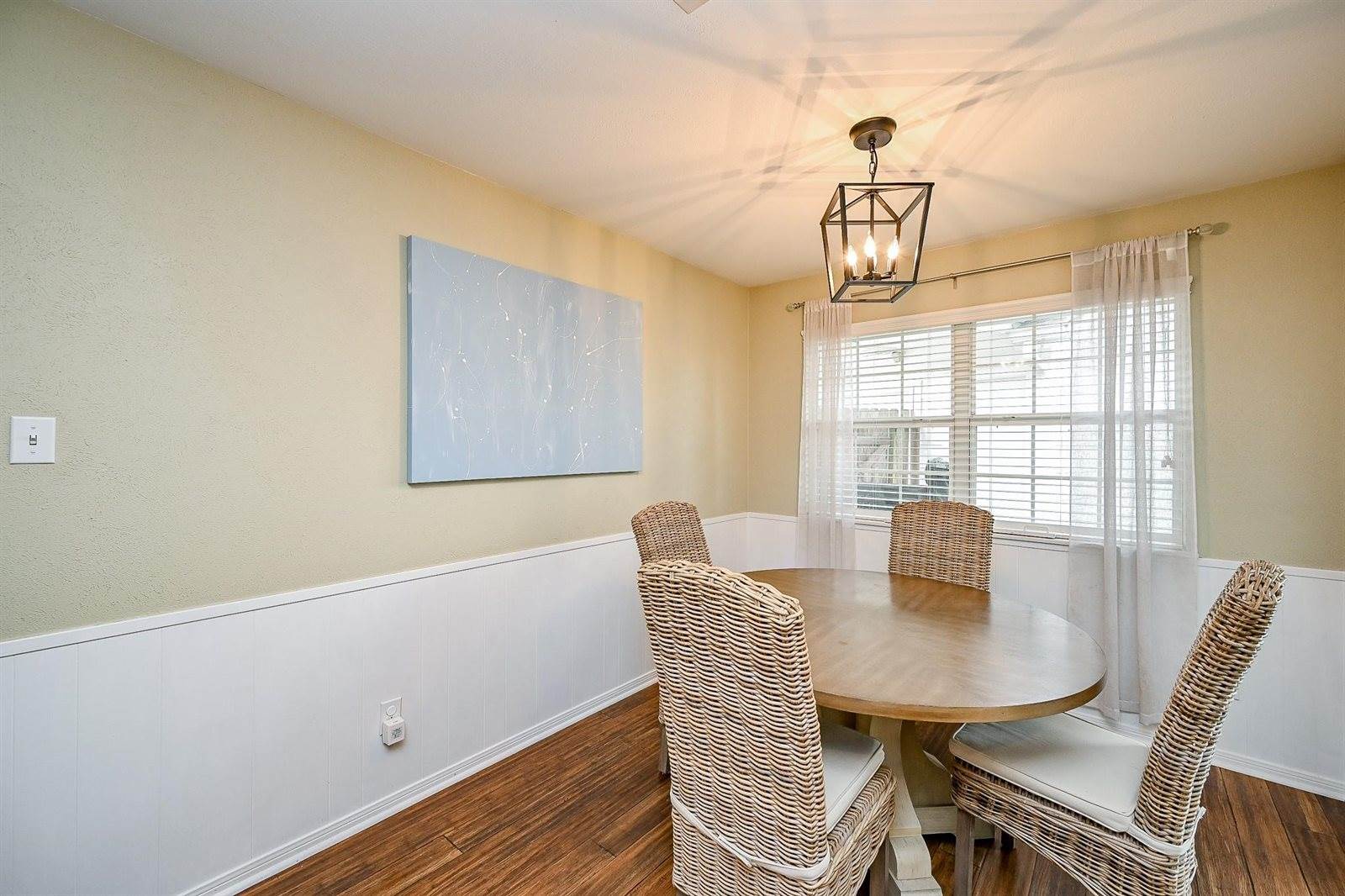 2730 Manila Lane, Houston, TX 77043