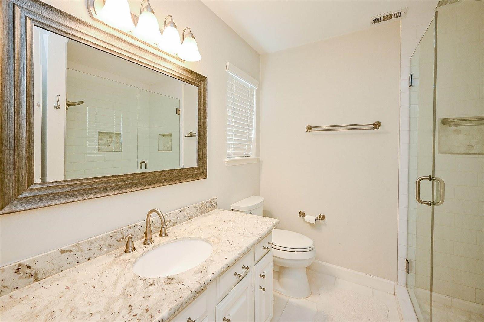 2730 Manila Lane, Houston, TX 77043