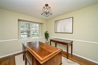 2730 Manila Lane, Houston, TX 77043