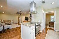 2730 Manila Lane, Houston, TX 77043