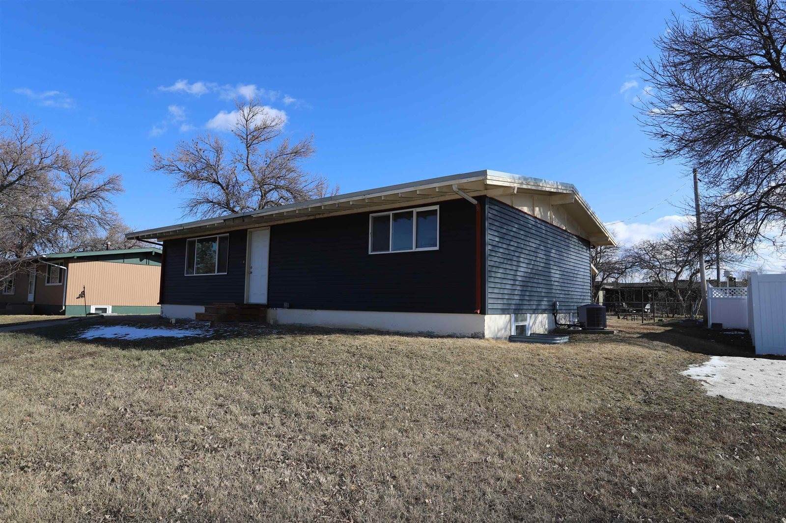 1709 Central Ave W, Minot, ND 58701