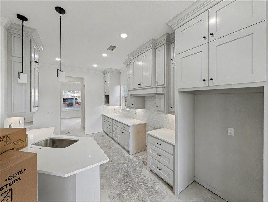 1821 Bluestem Drive, Centerton, AR 72719