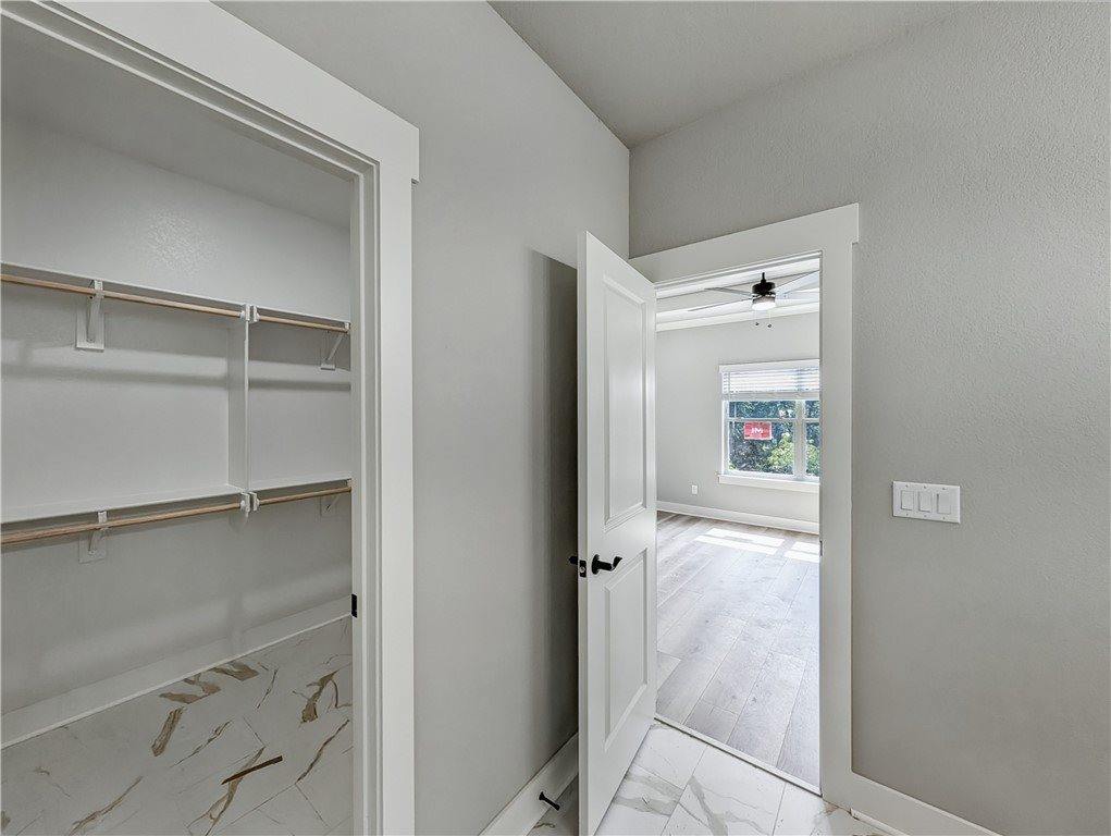 7 Woking Lane, Bella Vista, AR 72714