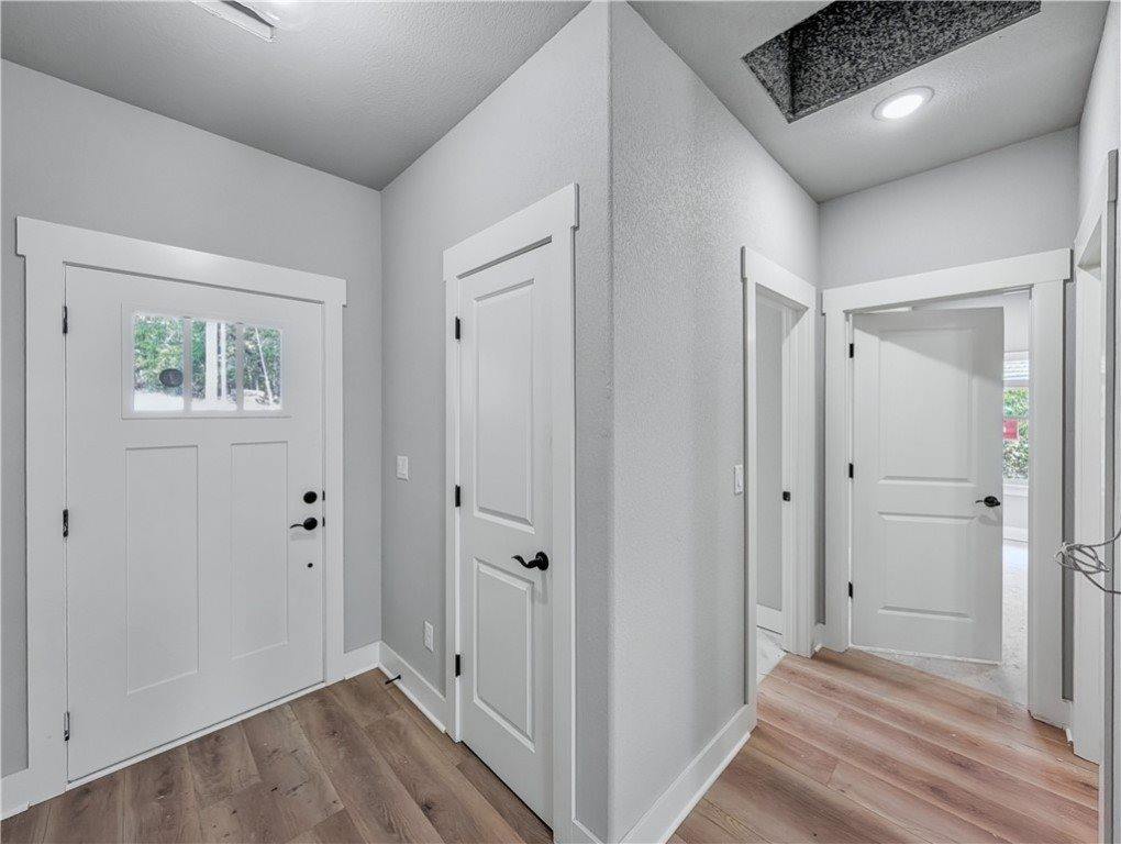 7 Woking Lane, Bella Vista, AR 72714