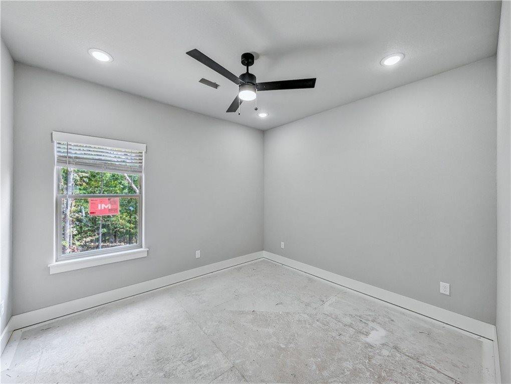 7 Woking Lane, Bella Vista, AR 72714