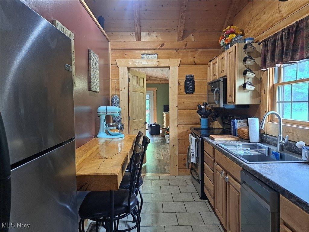 62158 Savage Road, Cambridge, OH 43725