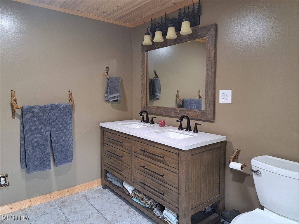 62158 Savage Road, Cambridge, OH 43725