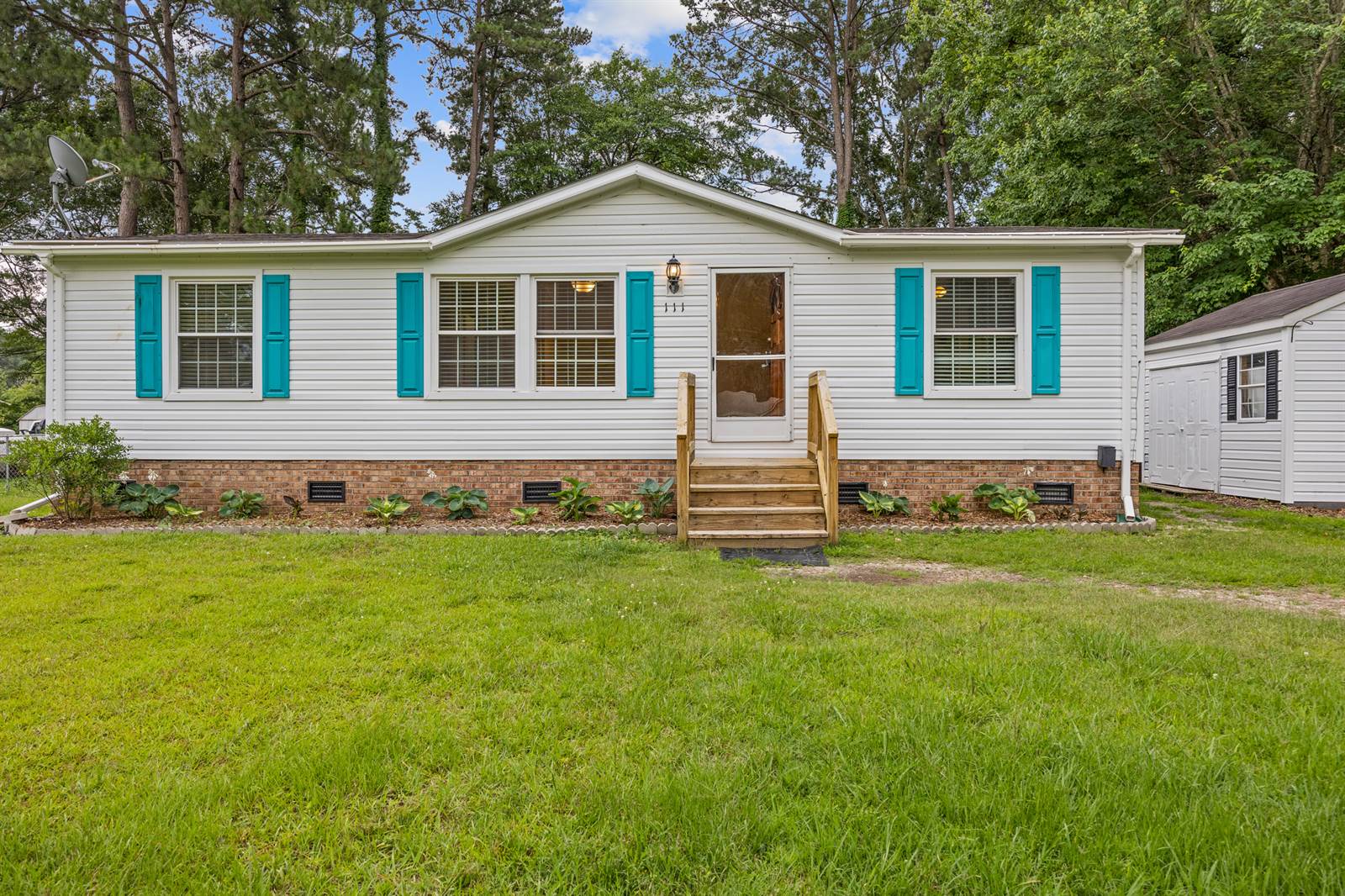 111 Dogwood Drive, Moyock, NC 27958