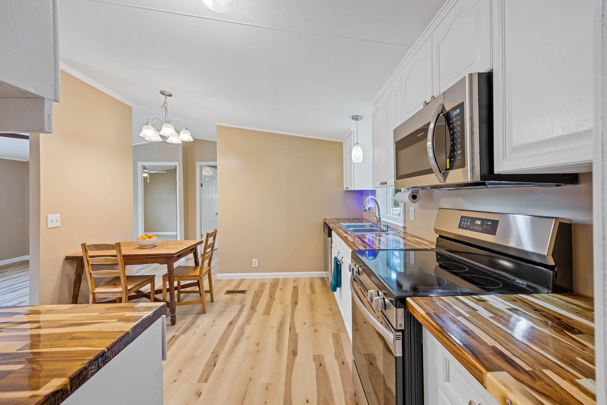 111 Dogwood Drive, Moyock, NC 27958