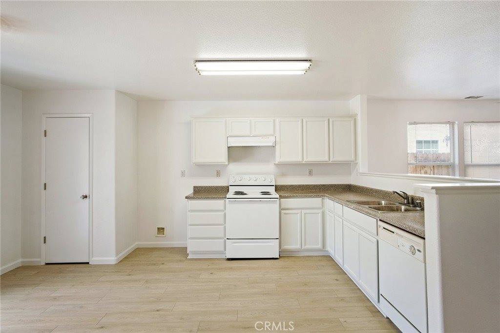 1119 Crescent Drive, Merced, CA 95348