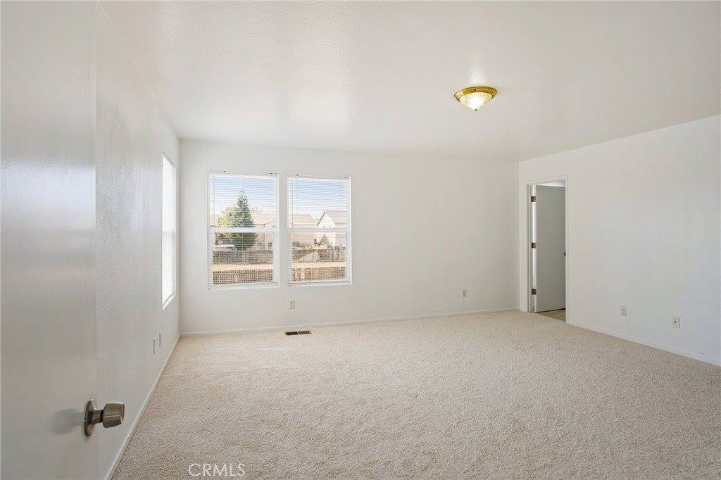 1119 Crescent Drive, Merced, CA 95348