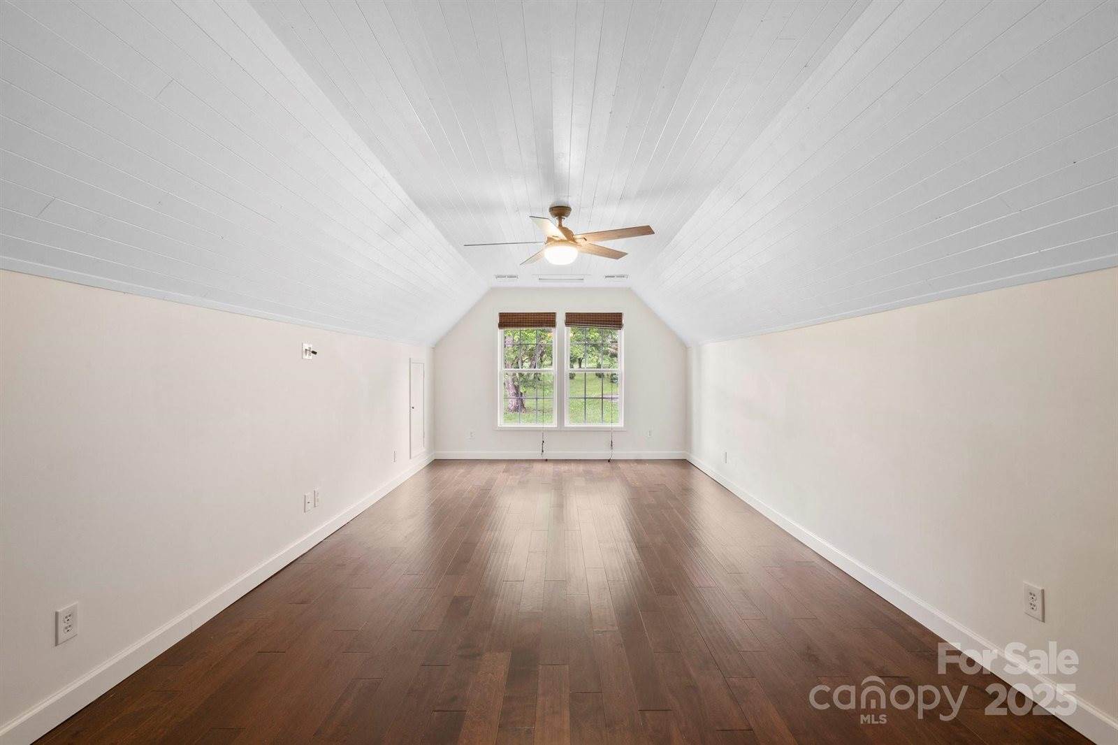 10749 Kingsview Drive, Davidson, NC 28036