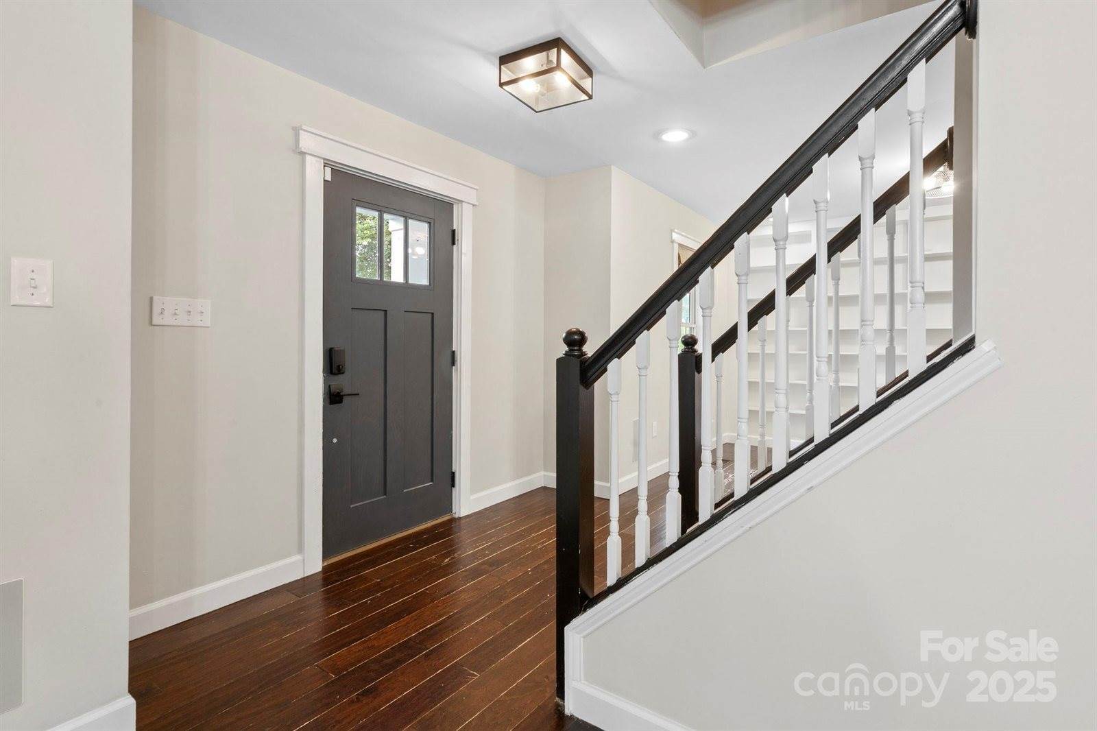 10749 Kingsview Drive, Davidson, NC 28036