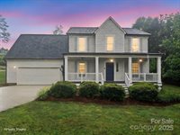 10749 Kingsview Drive, Davidson, NC 28036