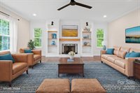 10749 Kingsview Drive, Davidson, NC 28036