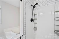 10749 Kingsview Drive, Davidson, NC 28036