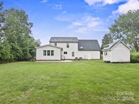 10749 Kingsview Drive, Davidson, NC 28036