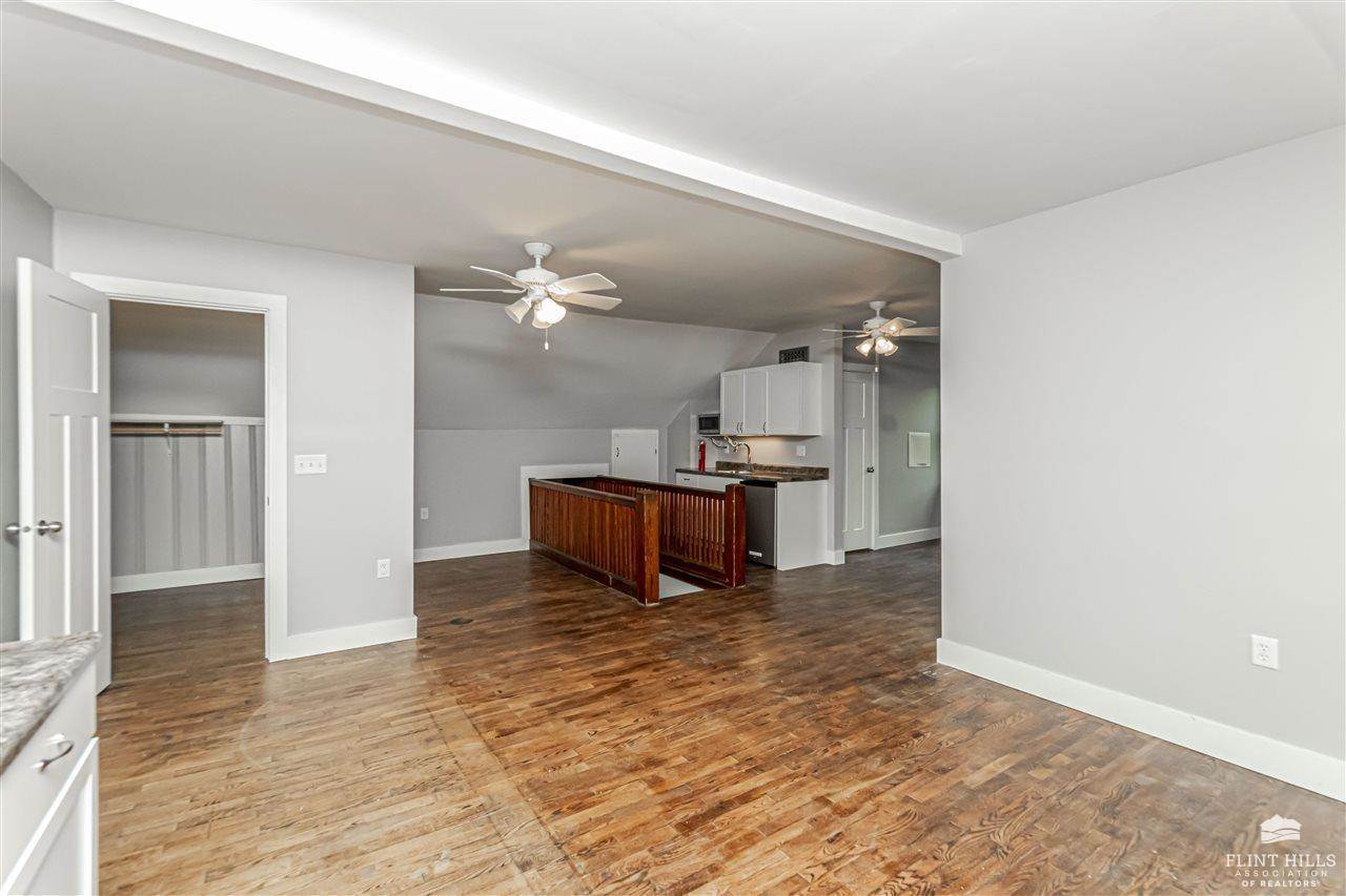 325 West Chestnut Street, Junction City, KS 66441