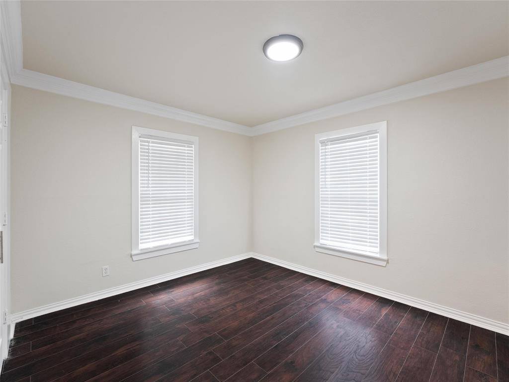 320 Methodist Street, Red Oak, TX 75154