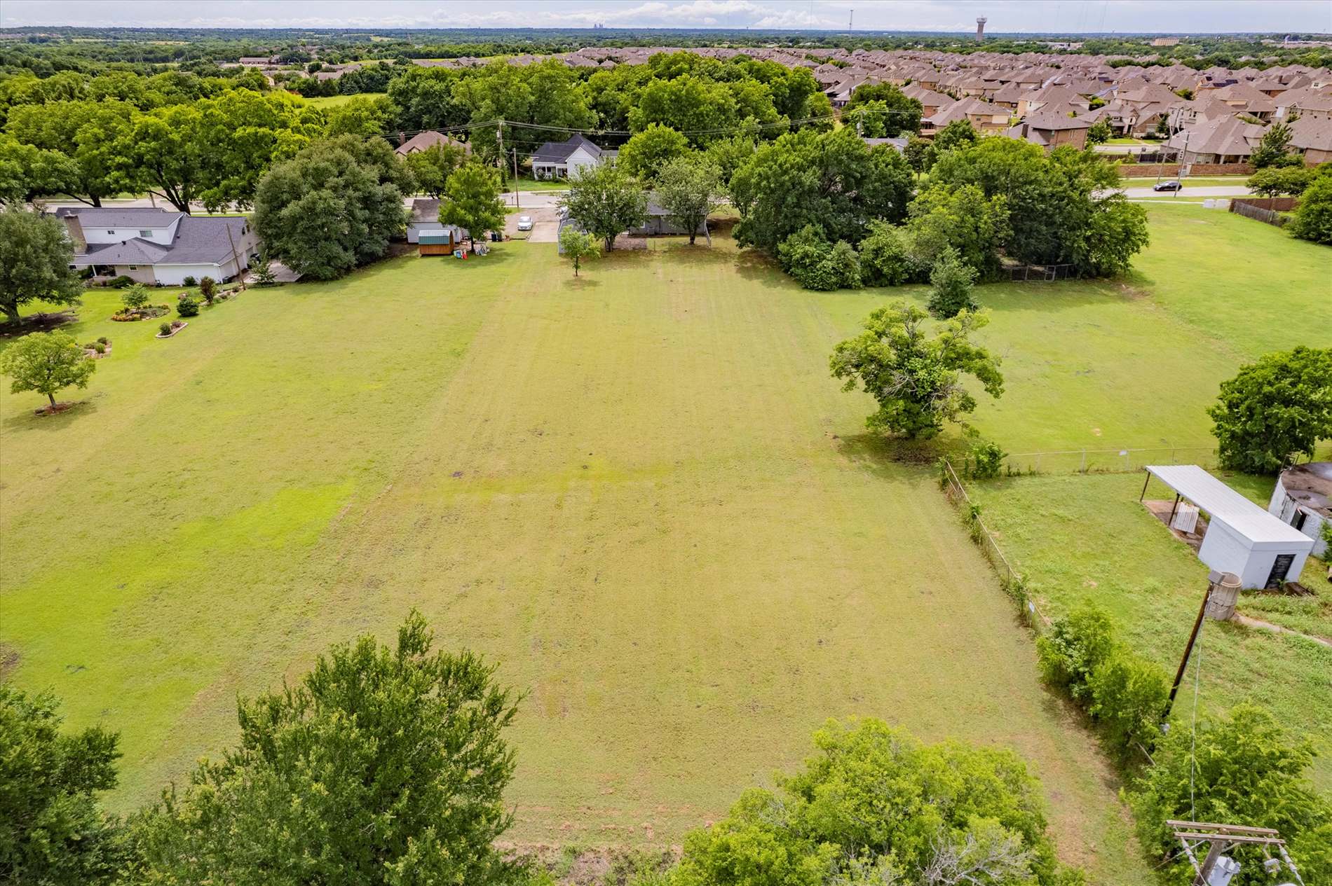 320 Methodist Street, Red Oak, TX 75154