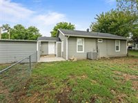 320 Methodist Street, Red Oak, TX 75154