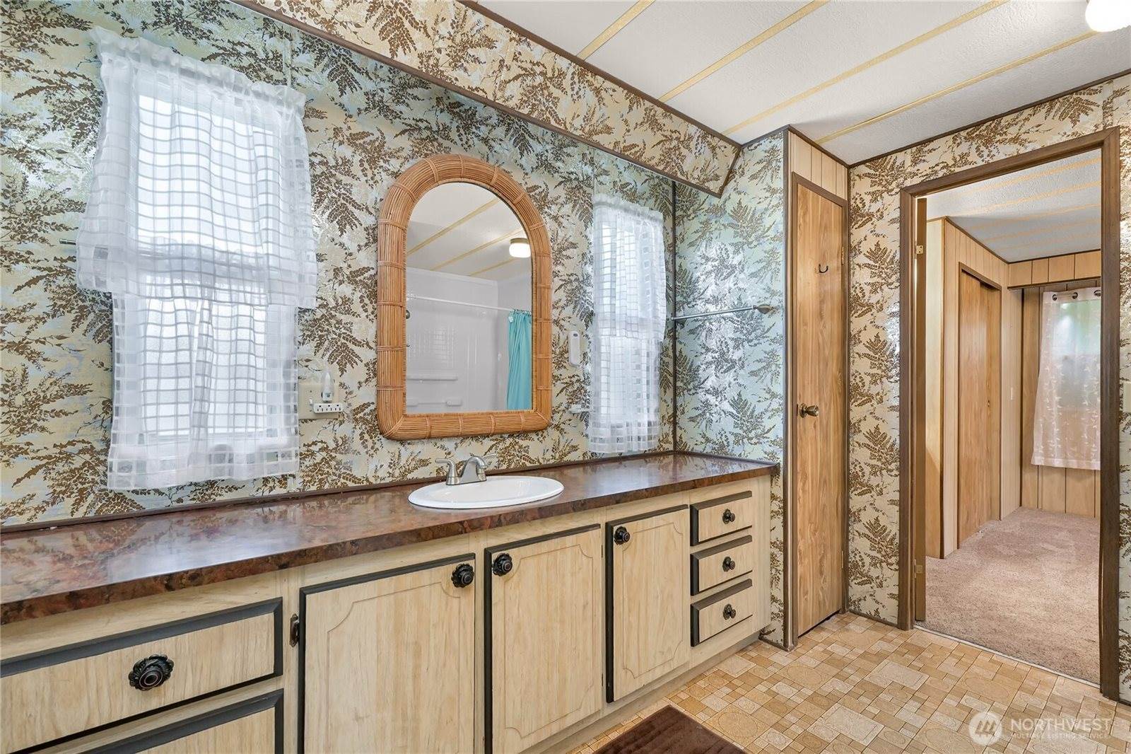 425 Chuckanut Drive North, Bellingham, WA 98229