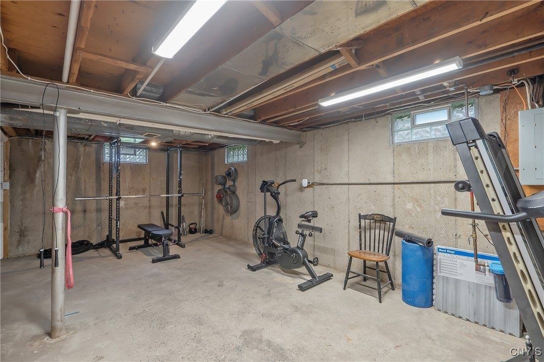 115 Legion Drive, Salina, NY 13212