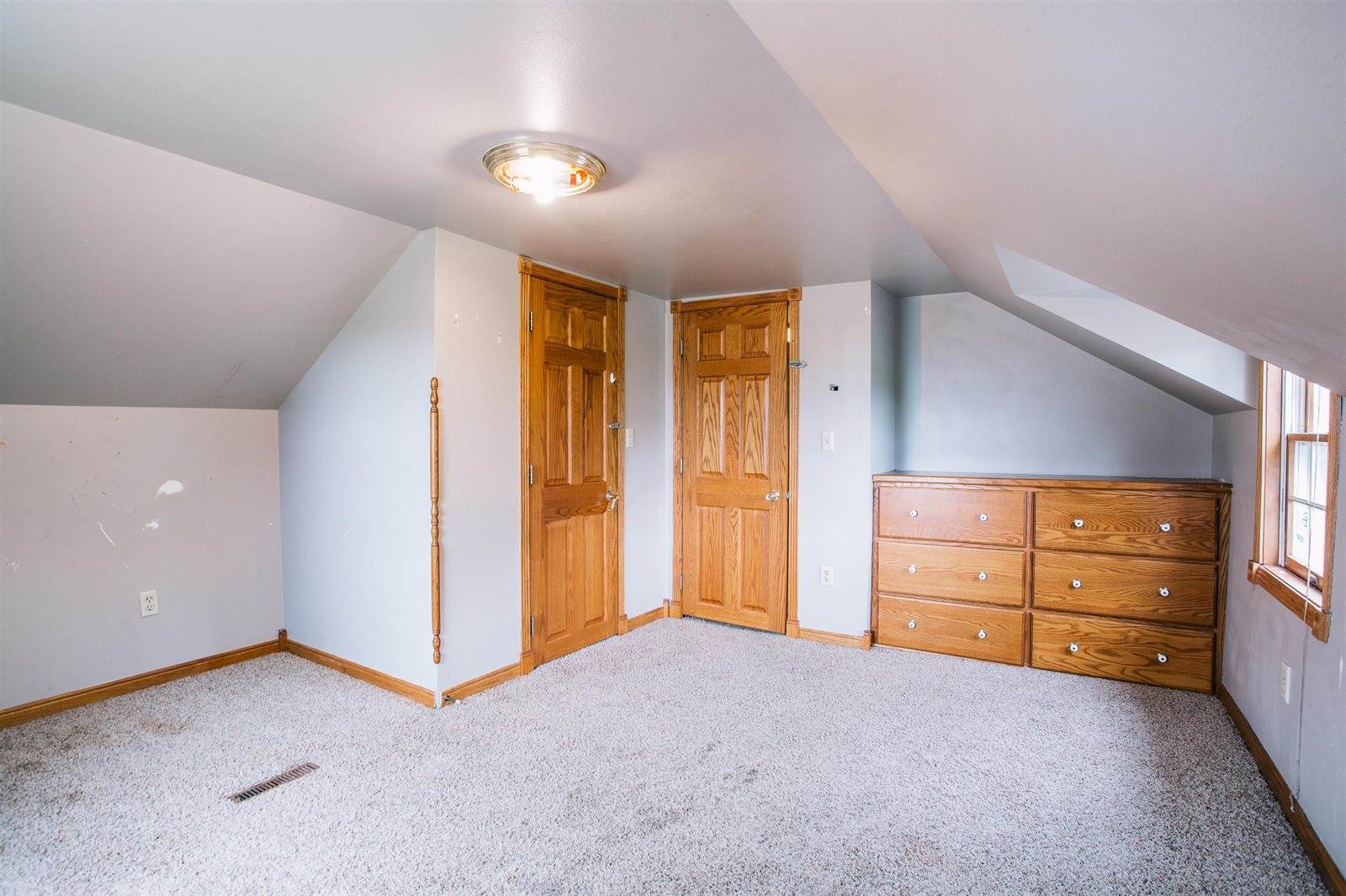 N9891 N Pole Grove Road, Alma Center, WI 54611