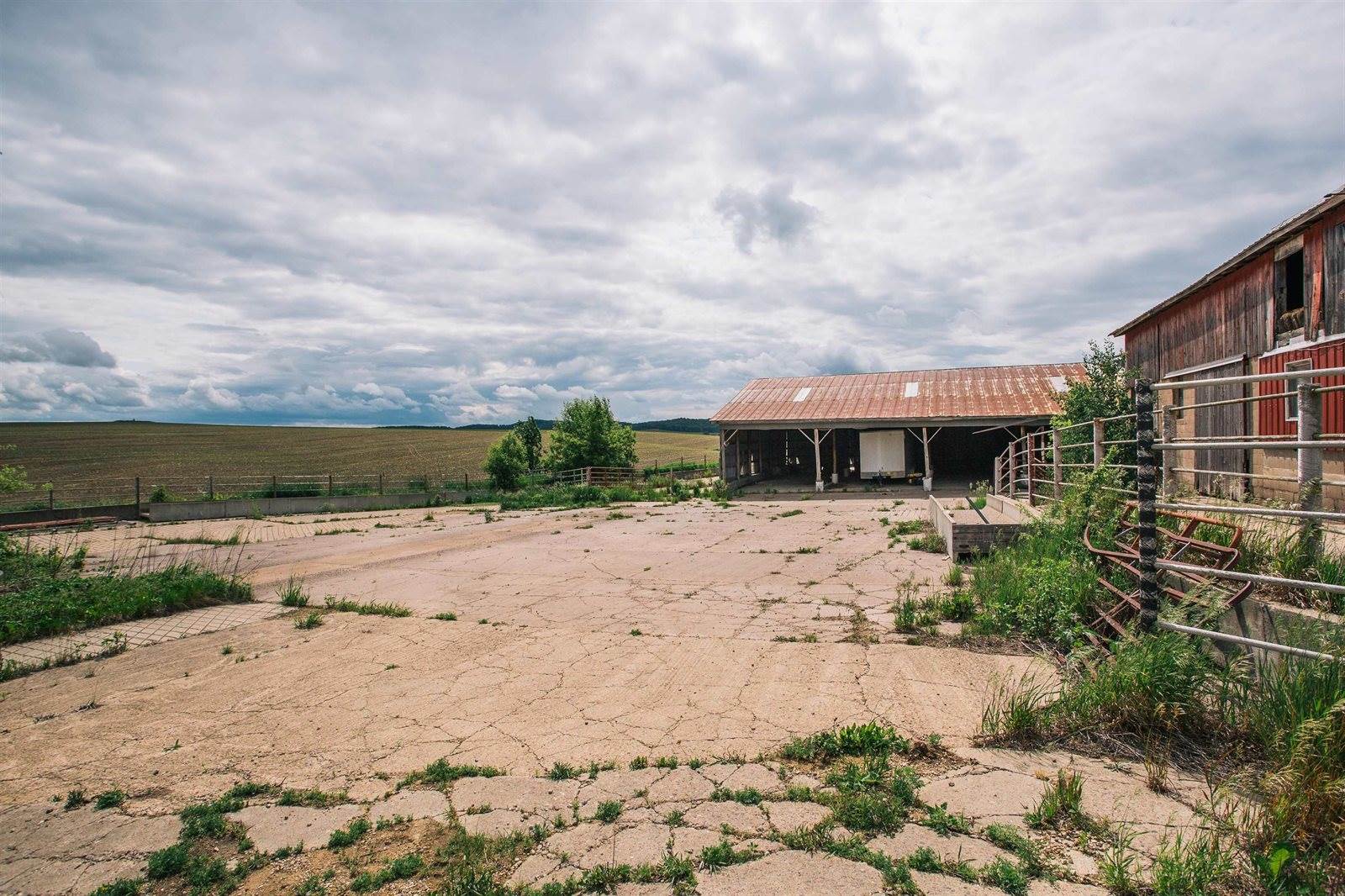 N9891 N Pole Grove Road, Alma Center, WI 54611