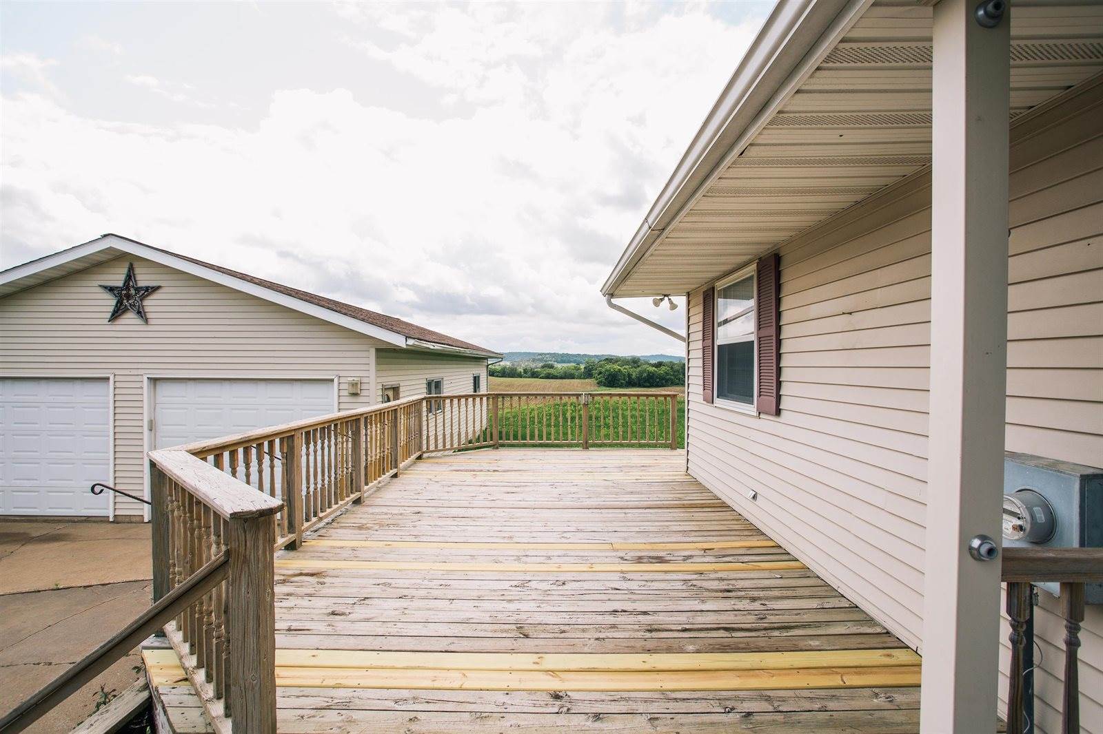 N9891 N Pole Grove Road, Alma Center, WI 54611