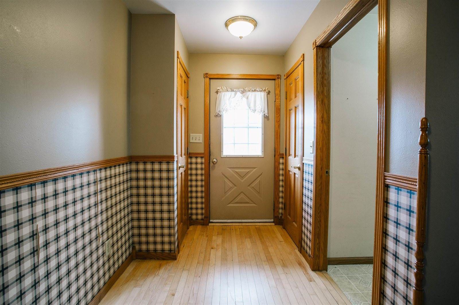 N9891 N Pole Grove Road, Alma Center, WI 54611