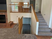 627 Lakeview Dr., McCook Lake, SD 57049