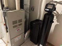 627 Lakeview Dr., McCook Lake, SD 57049