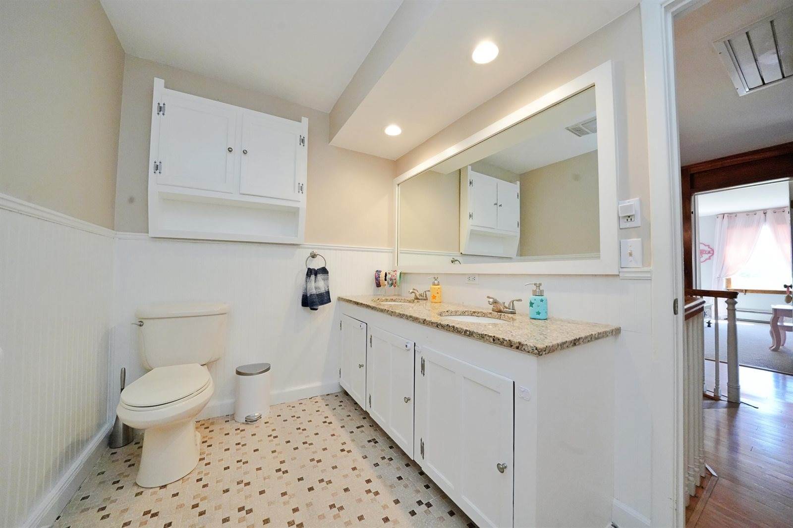 428 Main Street, Orono, ME 04473