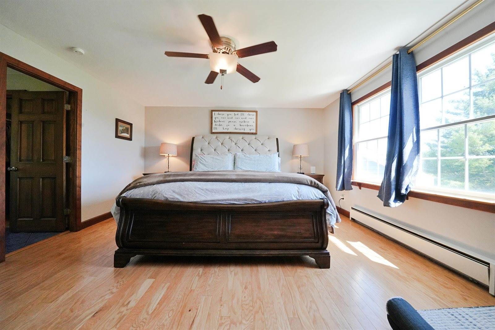 428 Main Street, Orono, ME 04473