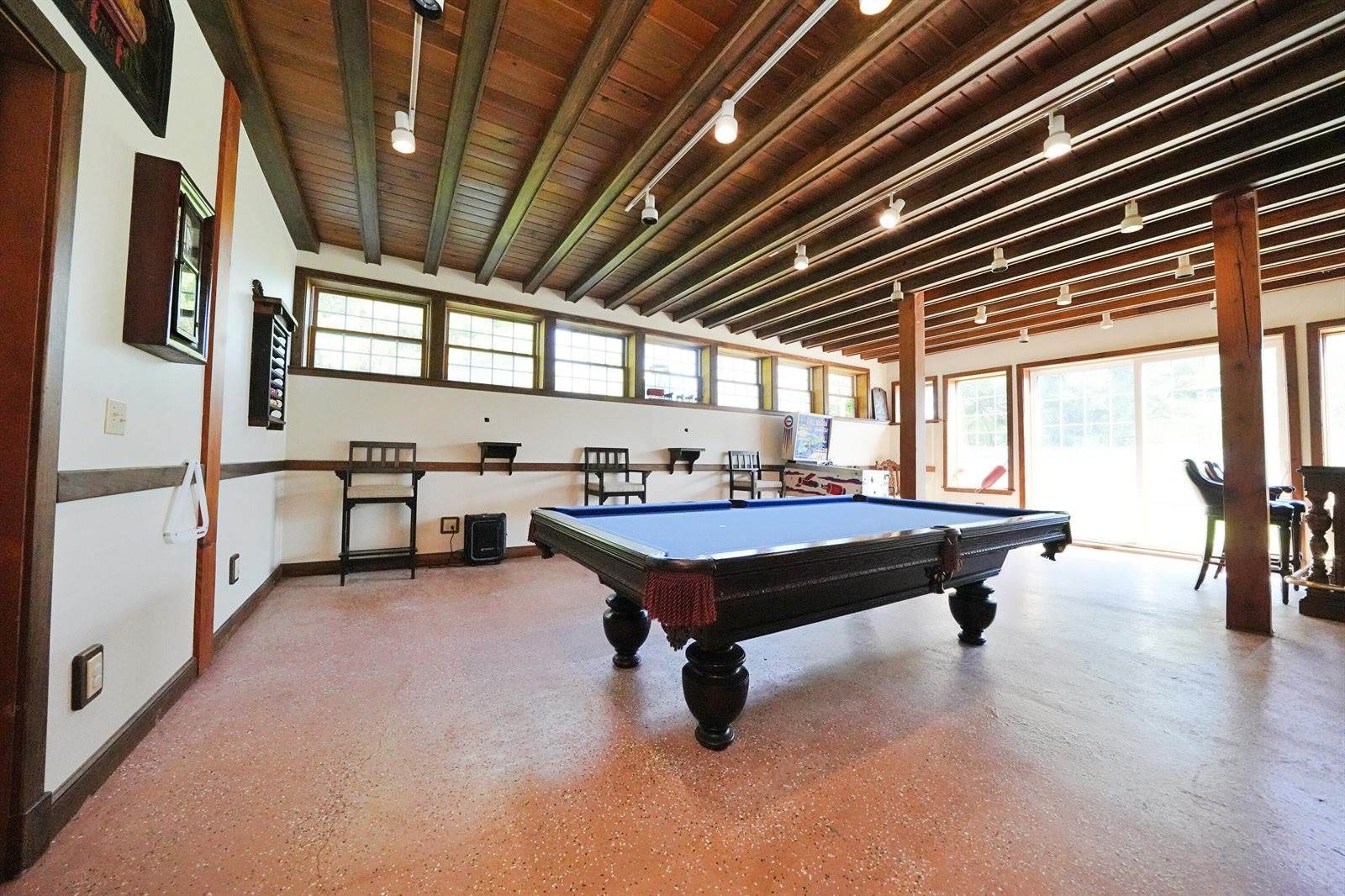 428 Main Street, Orono, ME 04473