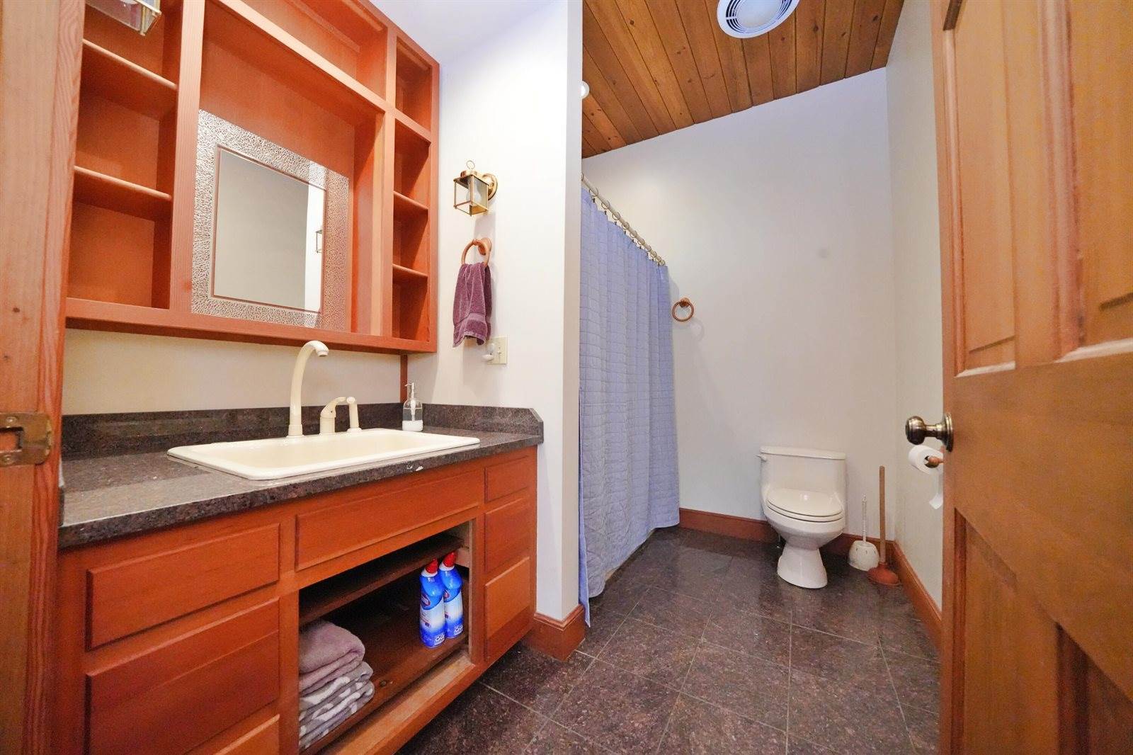 428 Main Street, Orono, ME 04473