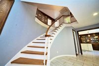 428 Main Street, Orono, ME 04473