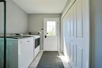 428 Main Street, Orono, ME 04473