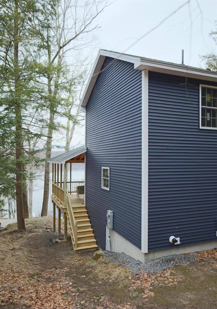 464-467 Memorial Drive, Winthrop, ME 04364