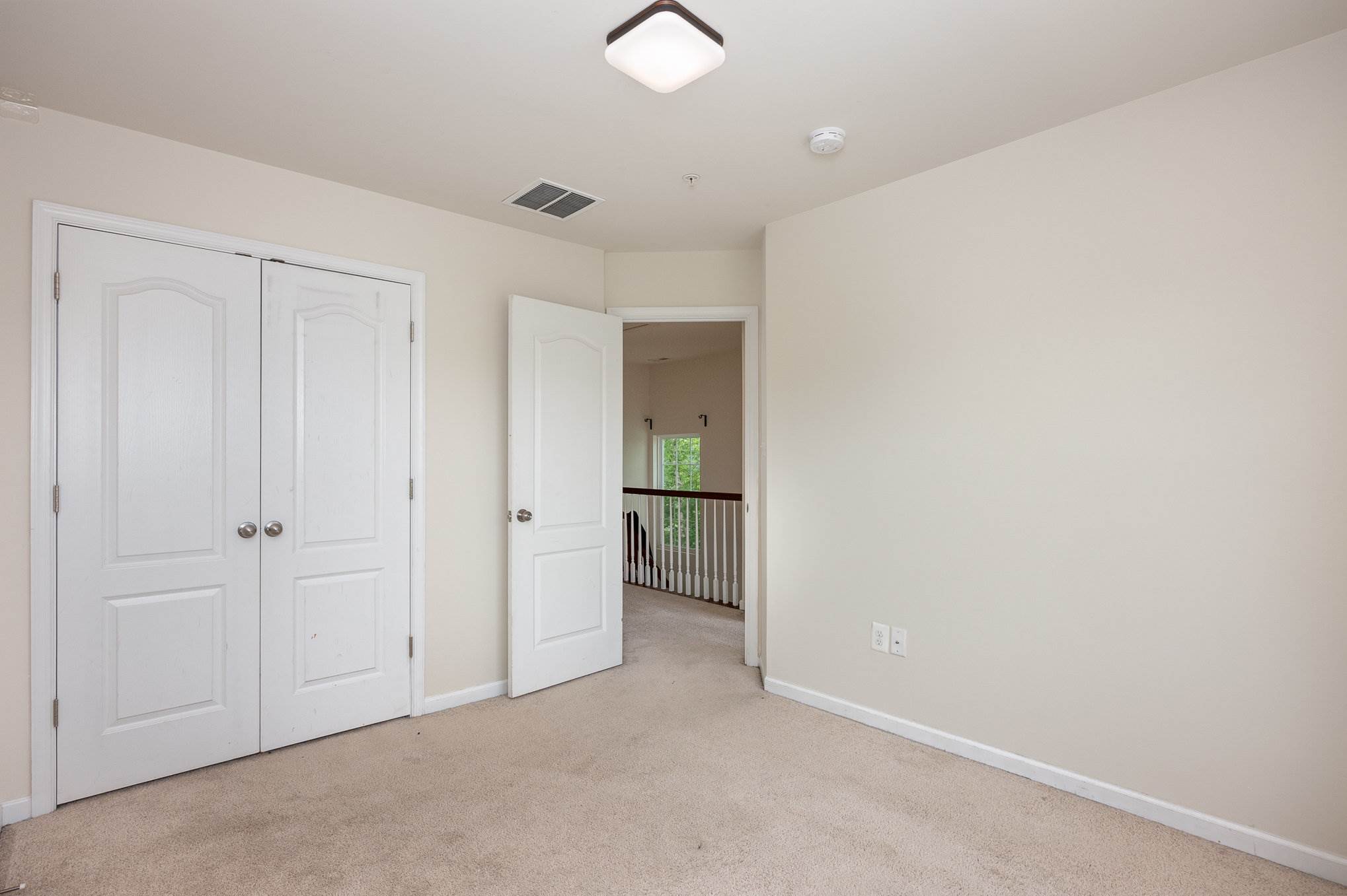 1020 Pultney Ln, Glen Burnie, MD 21060